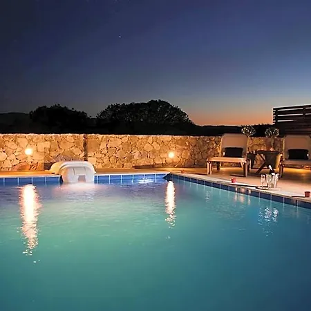 Kapheira Hotel
