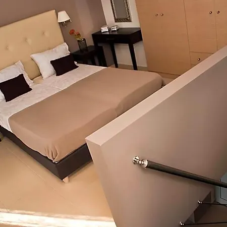 Kapheira Hotel